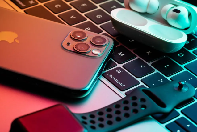 You Can Now Control Apple Devices With a Brain Implant  (If You Have One)